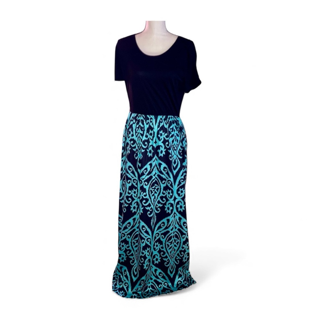 Casual Turqoise Maxi Dress. Size M.
